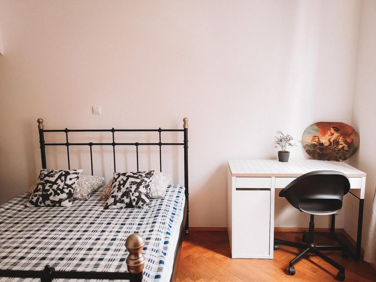 كراكوفيا Batorego Apartment المظهر الخارجي الصورة