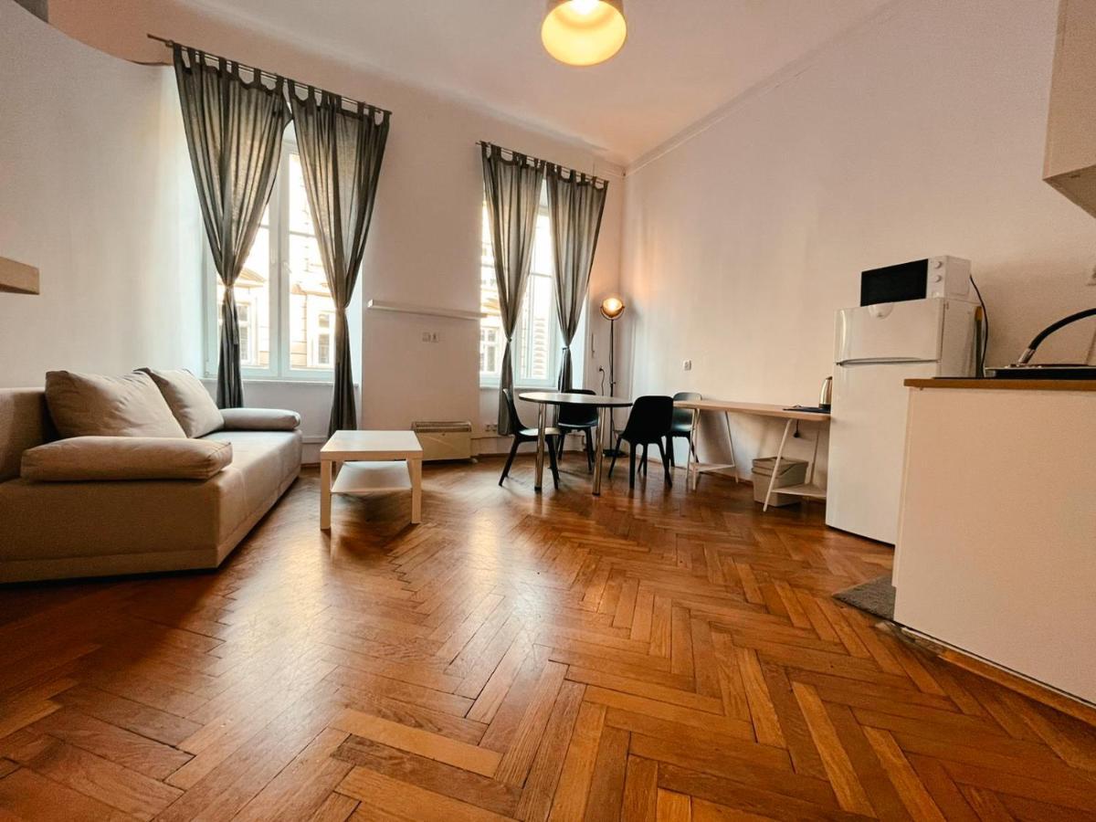 كراكوفيا Batorego Apartment المظهر الخارجي الصورة